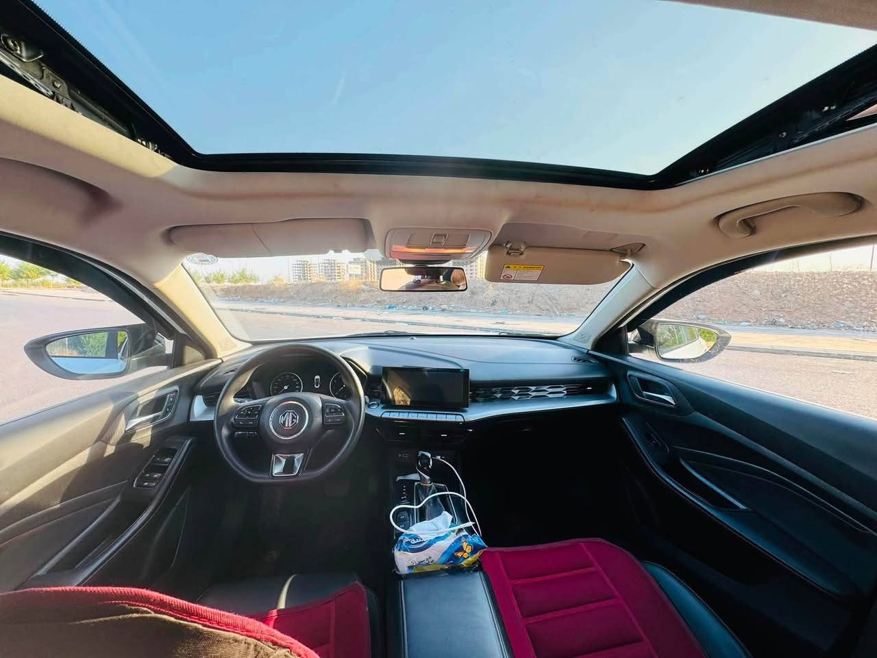 ئێم جی  MG GT 2024 Sport گێڕتوماتیك
📌مواصفات.فول مواسفاته‌

♦️بەصمة.شاشەوكاميرا.حساس.

♦️ئاوێنە ئیشارەت.لايت زينۆن.  ڤۆلیۆم

♦️ته‌نها35 هه‌زار رۆیشتیه‌

♦️ته‌نها یه‌ك جاملخی بویاخه‌ باقی سه‌یاره‌كه‌ زۆر خاوینه‌.

💵سعر: 110$🔥‌

📍مكان : أربيل.  

☎️موبایل ***********
