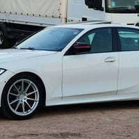 bmw 2021.330i محرك 2000 توين تيربو ماشيه43الف رقم بغداد مميز حادث بنيد...