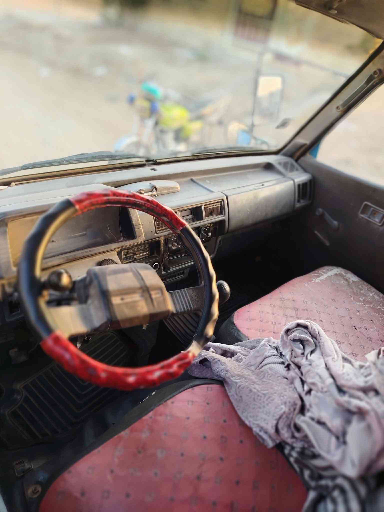 كيا بنكو موديل 94رقم لنكليزي واسط مشروع وطني بسمي ثاني يوم مداور سنوية 2029سياره مكفوله ونضيفه حسب ماشوق بصوره غير متواجد على الفيس رقم صاحب السياره ***********المكان الدوانيه السدير
