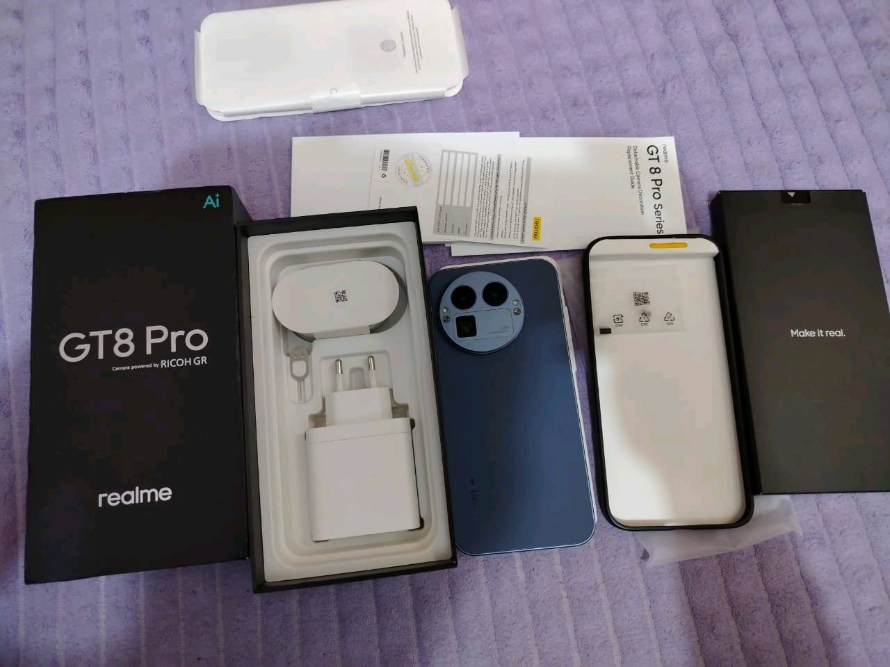 ريلمي gt 8 pro ذاكرة 512 رام 16 نسخة عالمية لون ضمان شركة الوطني صحة البطارية 100% لون ازرق استخدام شهرين نظافة 98 مع كافة ملحقاته للمراوس ب اس 26 الترا او للبيع بسعر مليون و200 مجال بسيط عنواني بغداد اي استفسار عالرقم ***********