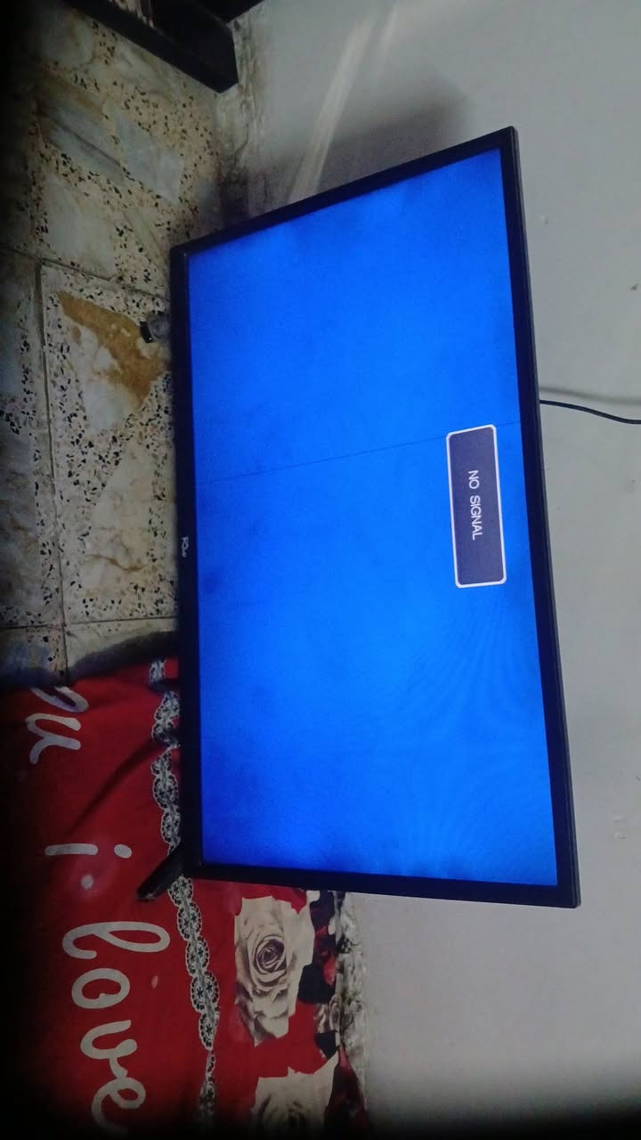 بلازما ٣٢ • تلفزيون • للبيع