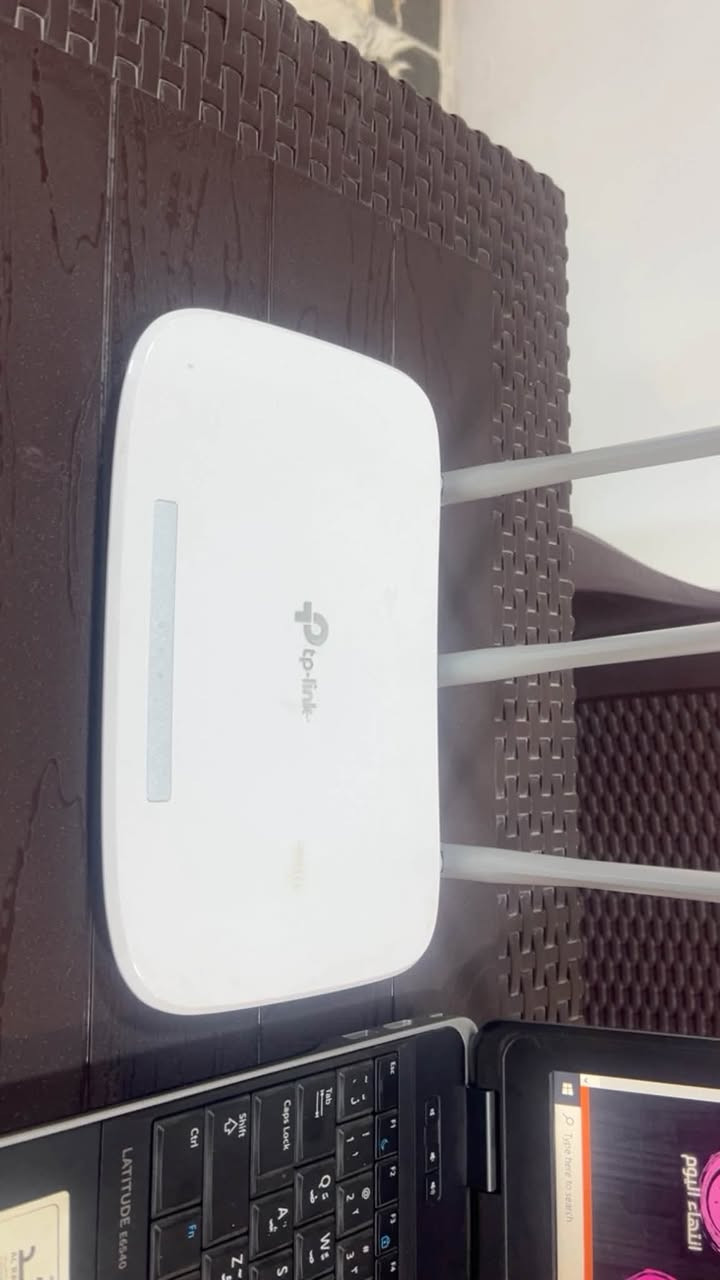 سلام عليكم كاشير كامل للبيع مطاعم وكافيهات مكون من طابعات ثنين ولابتوب dell وراوتر وايباد وكامل الاسلاك 
وهابسويج ووارلاند ٣٠متر مع نضام كاشير وكابتن العراق برو
للاستفسار والشراي مراسله خاص او اتصال او واتساب***********
سعر جدا مناسب للشراي فقط💵
