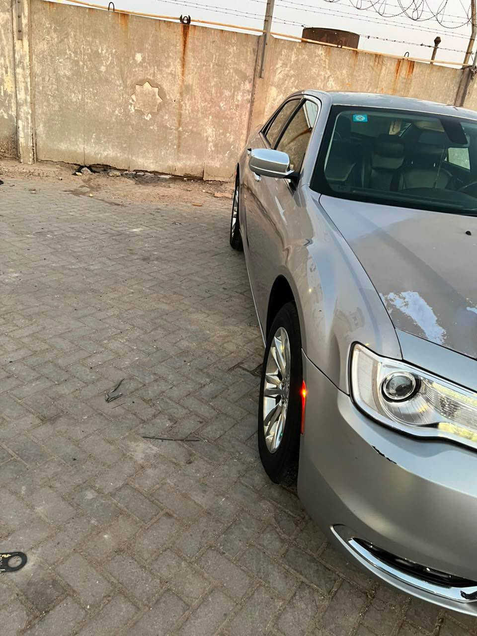 السلام عليكم اخوان اوباما ليمتد بدون فتحة 

خزن كشن جلد تدفئة تبريد كشنات سيترن كهرباء وتدفئة 
مري قلاب 

السيارة وراد امريكي حادث جاملغ خلفي وبيها كم قطعة من امريكا كلير 

مديل 18معلاية 22 بأسمي 

*********** العنوان بصرة 

اخوان اني مكلف بالنشر السياره مو الي هذا رقم راعي السياره اتواصلو .. البصرة, العراق
