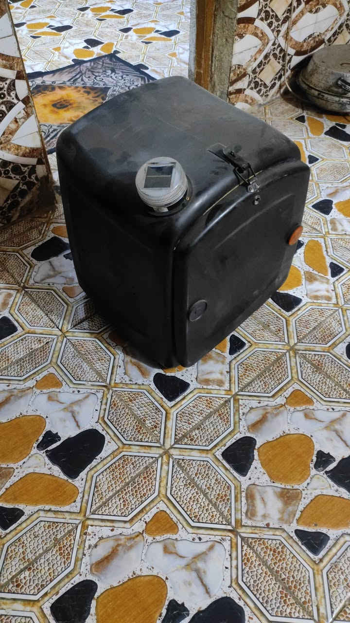صندوق دلفري + خوذه 
السعر 60 عنواني الشيشان الثانيه ***********
