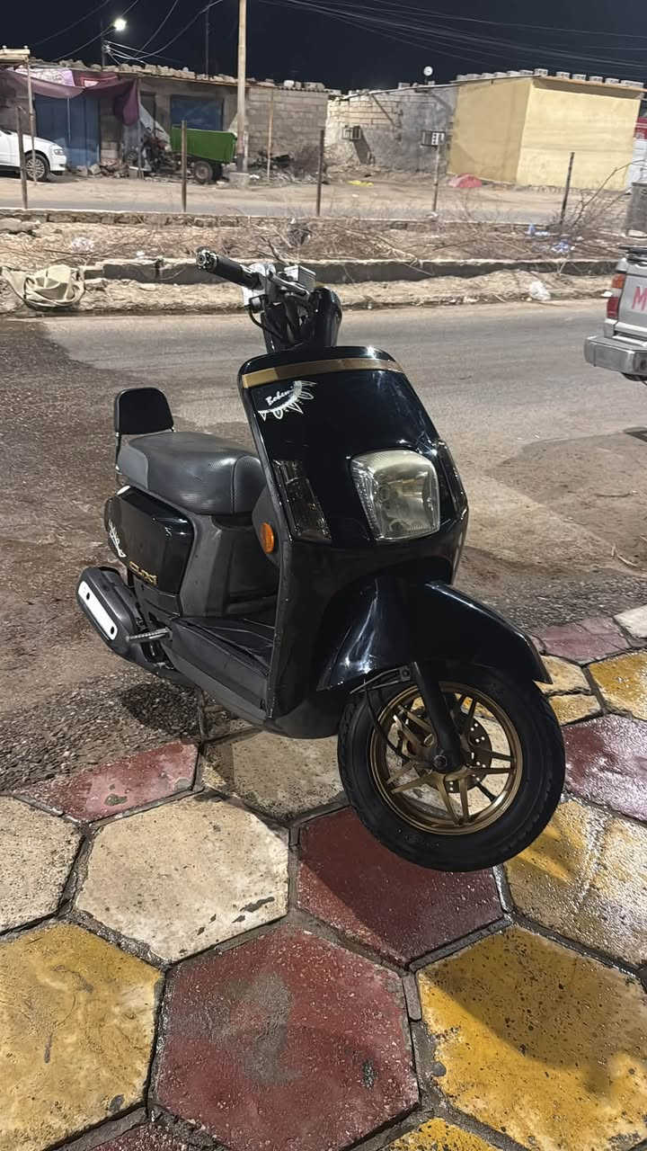 السلام عليكم بوليسي نوزل مسطره للبيع
بوليسي مسطره للبيع نظيفه و ممبدل بيها شي ولا مفتوحه المكينه كلشي شغال بيها من كل نواحي كهربائياتها كلها شغاله و مكينتها ناعمه مامفتوحه وكفراتها كلها مختمه ، مكاني البصره قضاء الفاو ورايدها 1350 وبيها مجال بسيط 
للتواصل واتساب ***********
