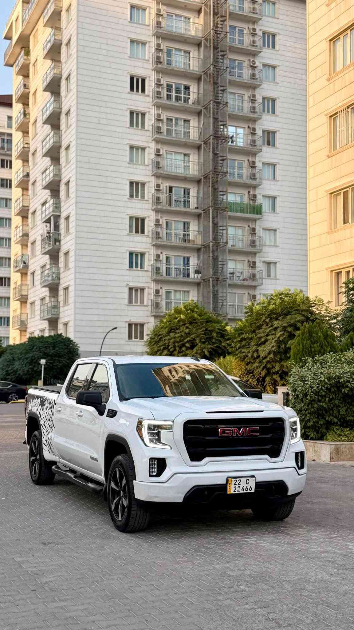 ⛔️جي ام سي سيرا  2019📦📦📦
⛔️شكل جديد SLT 
⛔️محرك ٨ سلندر 5.3
 باب طويل(المرغوب)
⛔️ماشية 80 الف 
⛔️كامرا خلفية 
⛔️صندوق كهرباء
⛔️شاشه لمس، كراسي كهرباء  ، تدفئة كراسي و ستيرن ، بصمة ⛔️ابواب و تشغيل عن بعد ، 
⛔️رادار ،مرايا طوي كهرباء ، بروجكتر  
⛔️السيارة سيرفس كامل بدل دهن المكينة و الكير و فلترات و ⛔️تايرات جديدة ما بيها دينار مصرف 
⛔️جاملغ خلفي صبغ بدون ضربة و بدون ايرباك 
⛔️مكاني السليمانية التحويل و وكالة كل شرط  

💣💣💣السعر 🟩جوة سوك بلاش بلاش 💣💣198$ 
***********📞📞📞📞 السليمانية, العراق
