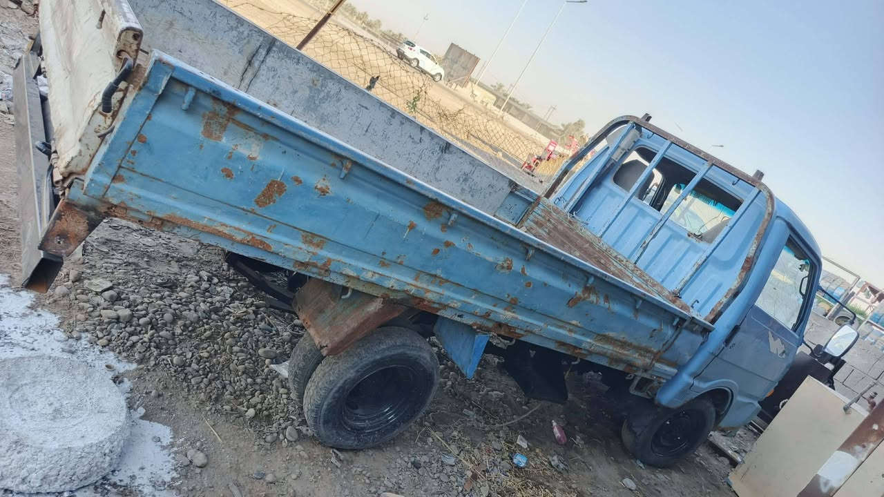 موجود كيه 96مكفول محرك گير اكسل طويله 8رقم صلاح دين لاماني سعر16 والستفسار على رقم ***********
