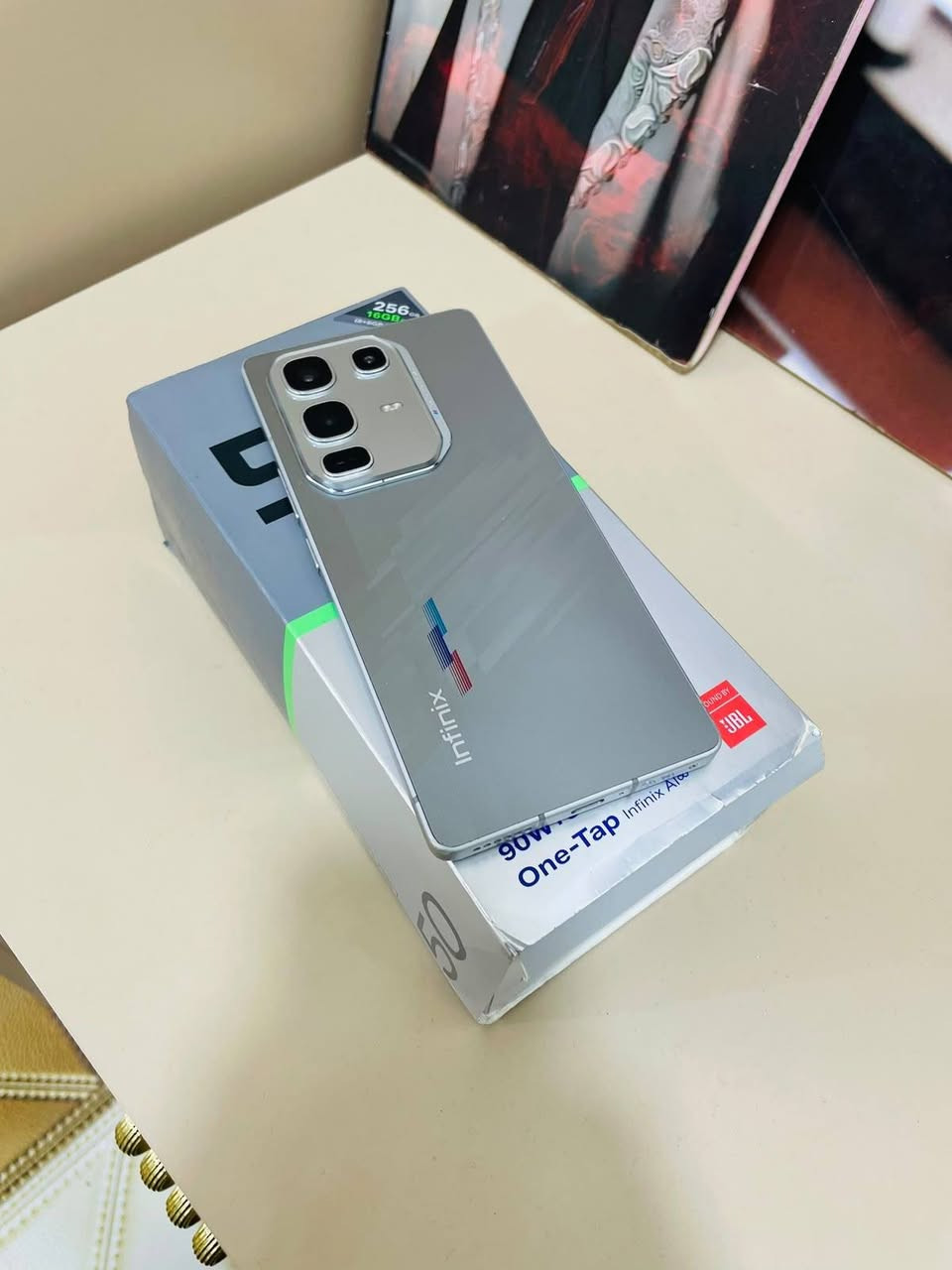 Infinix NOTE 50 Pro
الجهاز في حالة الوكالة استخدام بسيط ذاكره 256 الجهاز غني عن التعريف كامل ملحقات شاحنه 90  واط باقي التفاصيل خاص أو واتساب ***********       السعر  375  مجال بسيط  لطفاً الي ما عاجبه المنشور يعبر وشكرا    أو مراوس بايفون

