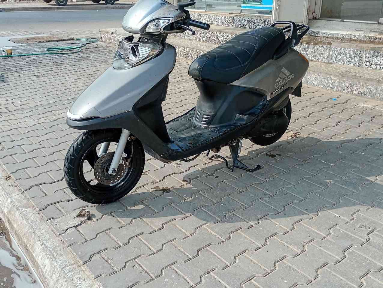 سبيسي • ياباني • مفتوحه