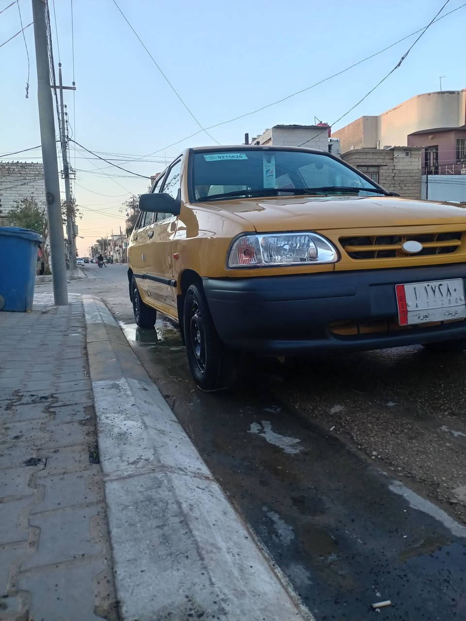 سايبه للبيع مديل ١٤ سياره مكفوله كفاله عامه بيه طخه شبر بلباب الصدر مامبين تبريد تتفئه شغاله حداديه خلفي ولا أمامي فول رقم دولي بسمي السياره السعر 37 وبيها مجال ***********
