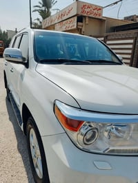لاندكروز GXR • ٢٠١٤ • ٧ راكب