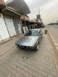 بي ام ٥٢٥ • محرك مكفول • جلد اسود