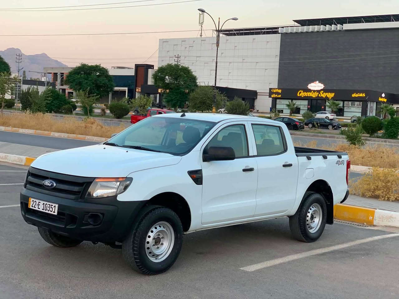 فۆرد رەنجەر ٢٠١٥ دەبڵ اکسل گاز انجکتەر سۆپەر مەکینەی نەکراوەتەوە هەموو گیانی بورخی لێ باندراوە   هەگیانی لەسەر دەقی شەریکە ماوەتەوە گێرو مەکینەو اکسلی بەشەرت سەنوی تا ٢٠٣٠ تازەییە غرامەو هەمووشتی بەشەرت نرخی ١٣٥ گەڵاو مەجالیکی برایانە *********** واتسئاپو هەموو شتی لەسەرە رانية, السليمانية
