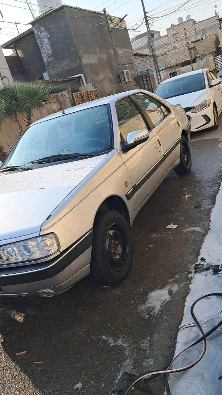 سلام عليكم بيجو ٤٠٥ الساره جاهزه عل اخير بصره راعياها موجود مكانها بصره مرشوشه رشه جماليه اثر جراد لا ضربه ولا خياس السعر ٣٥ وبيها مجال ***********
