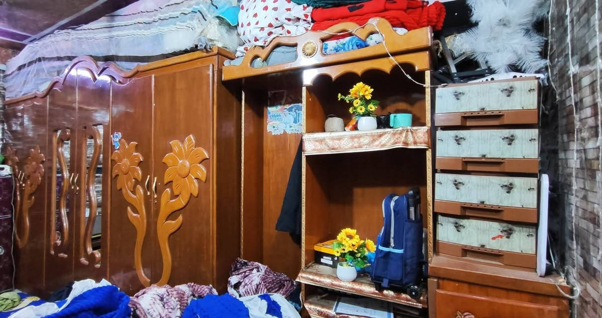 سلام عليكم قرفة خشاب عراقي درجة لولة حلوة ونضيفة عوزة بس تلميع فقط سعر 550 وبيهة مجال عنوان ناصرية قضاء سيد دخيل ‏‪***********‬‏
