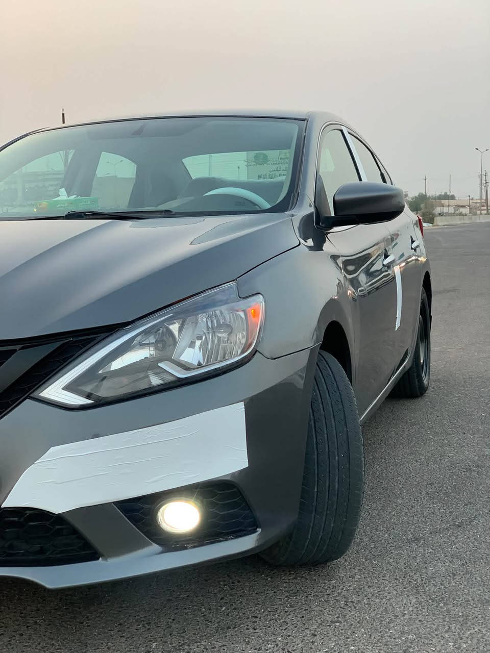 نيسان سنترا ٢٠١٩ وارد امريكي بيها جاملغات ثنين وبنيد صبغ سياره جاهزه وحلوه بيها طخات بسيطه ونواقص كلش بسيطه ابيع شوف العين كير مكينه تبريد خير من الله  للبيع فقط مكان السياره البصره السعر ٨٨ وبيها مجال كلش بسيط رقم بصره للتواصل ***********
