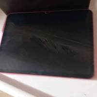 ايباد ١٠ • بطارية ٩٤ • ذاكرة ٦٤