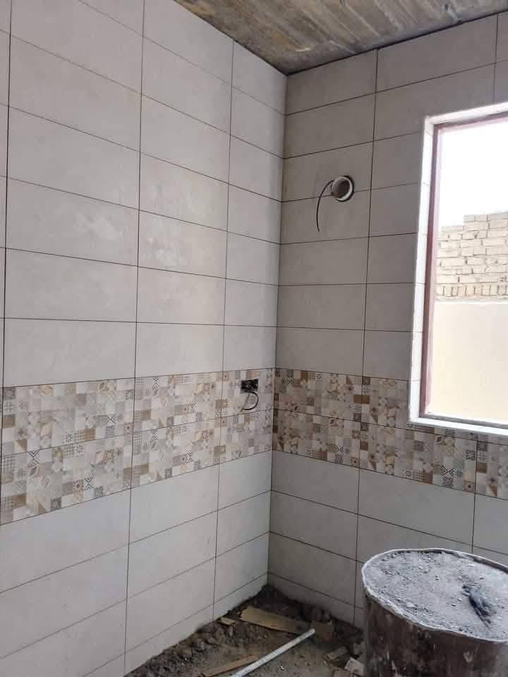 عمل جميع أنواع البلاط درج أرضيه واجه بالخدمه اتصل وتدلل ***********
