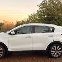 كيا سبورتج موديل 2017 وراد خليجي محرك 2000 دوش گير ومحرك مكفولات تبريد...