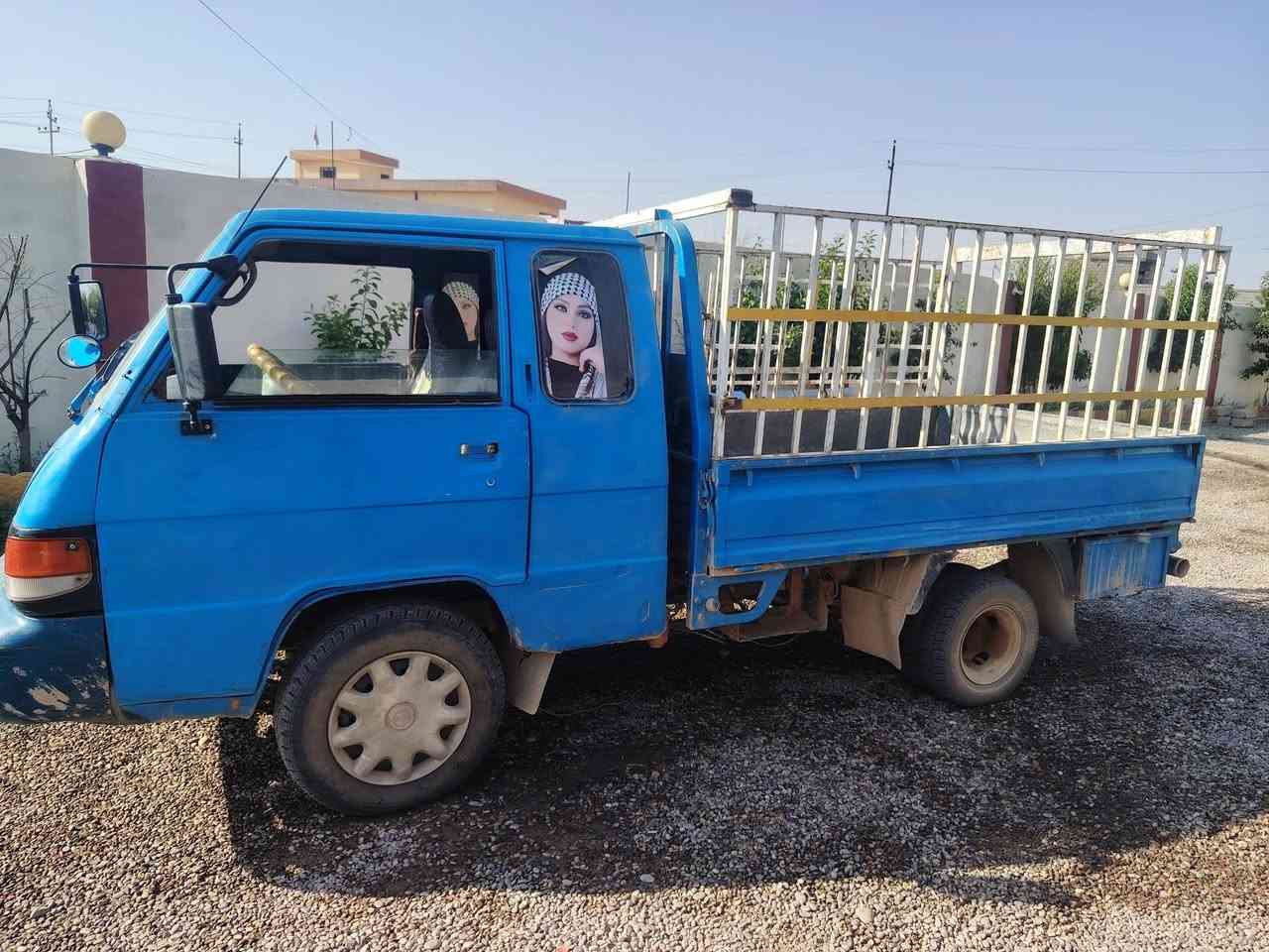 كيا  هوندا
موديل 1995
رقم صلاح الدين فحص 
محرك بي بخار
السعر 23
المكان قرية الاجمسه
***********
