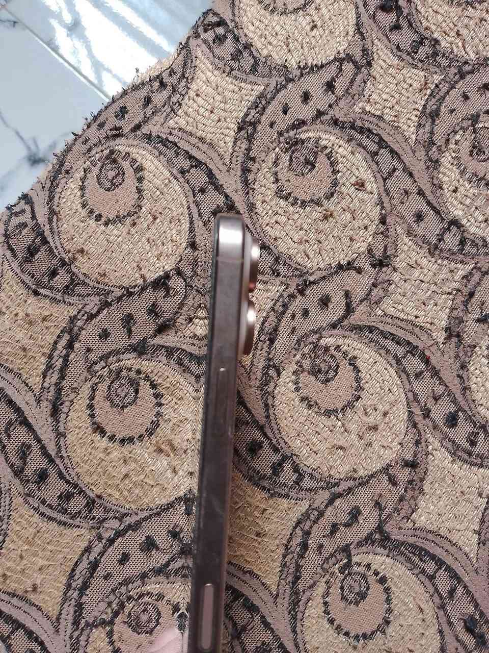 ايفون ١٦ برو ماكس • ٢٥٦ • بطارية ٩٣٪