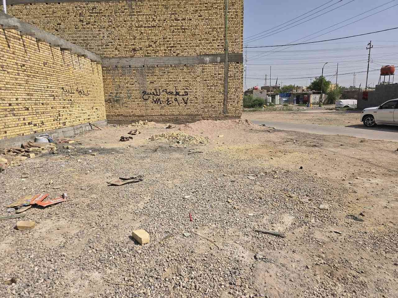 قطعه ارض للبيع طابو صرف مساحه 238 م الموقع التفيج قرب شارع 30 ثاني فرع عن الشارع العام للاستفسار ***********

