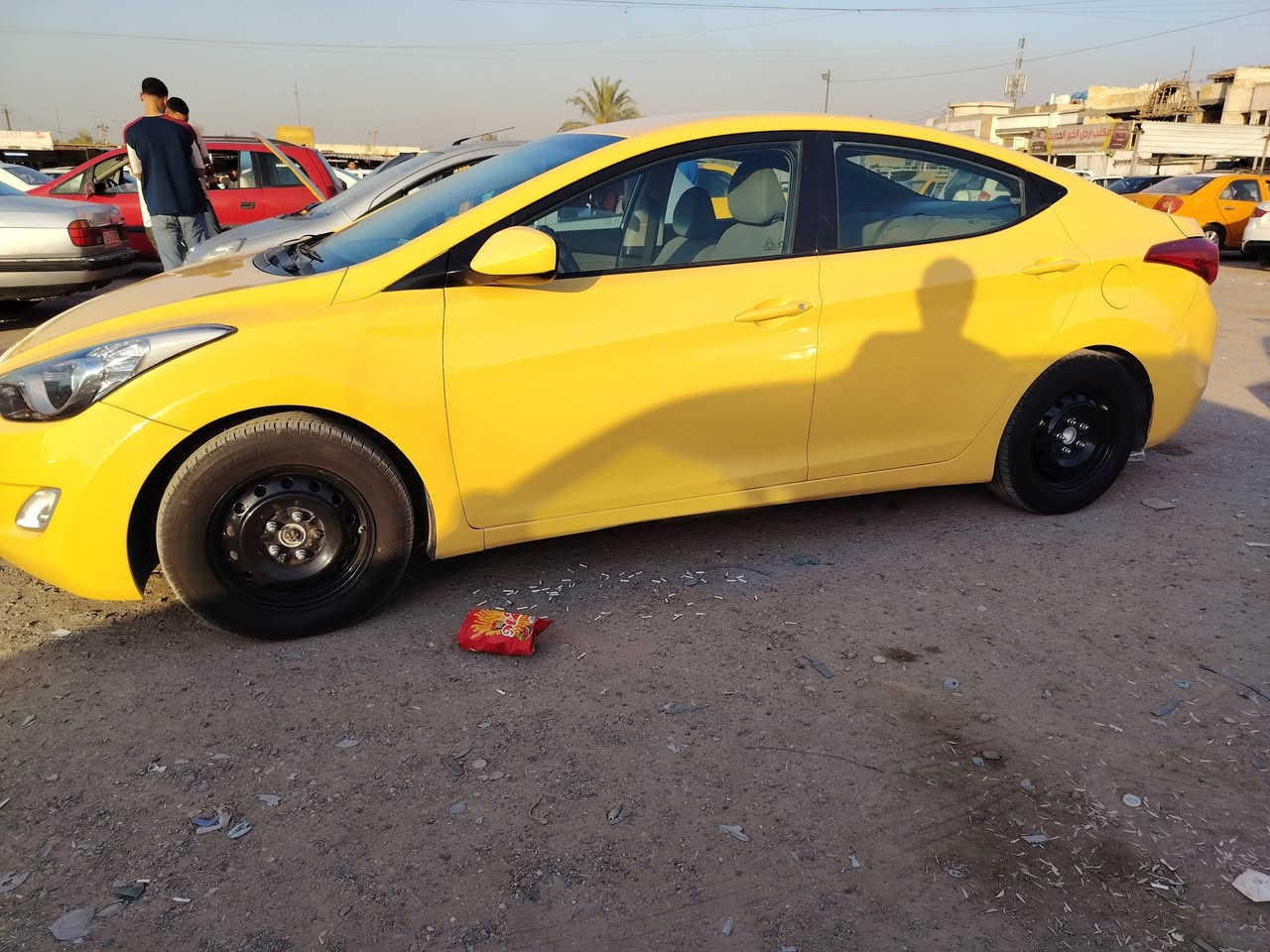 االنترا2013 للبيع نظيفه تبريد شغال بيها ظربه جاملغ صفحه يسره الخلفي السعر 95 بي مجال نتواصل عل رقم ***********
