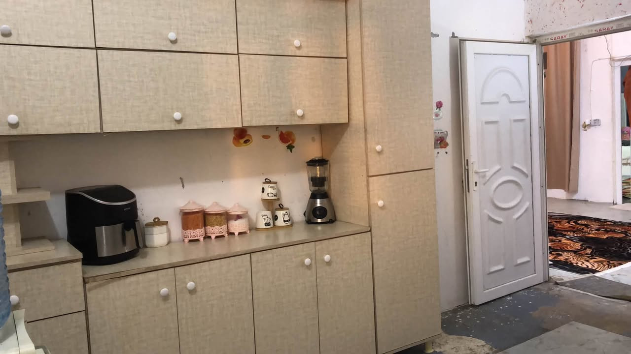 كاونتر لبيع كل عيب مابي جديد بس مرمر يريد تبديل سعر ٣٠٠ بس شراي يراسل بيع مستعجل قفل سعر ***********
