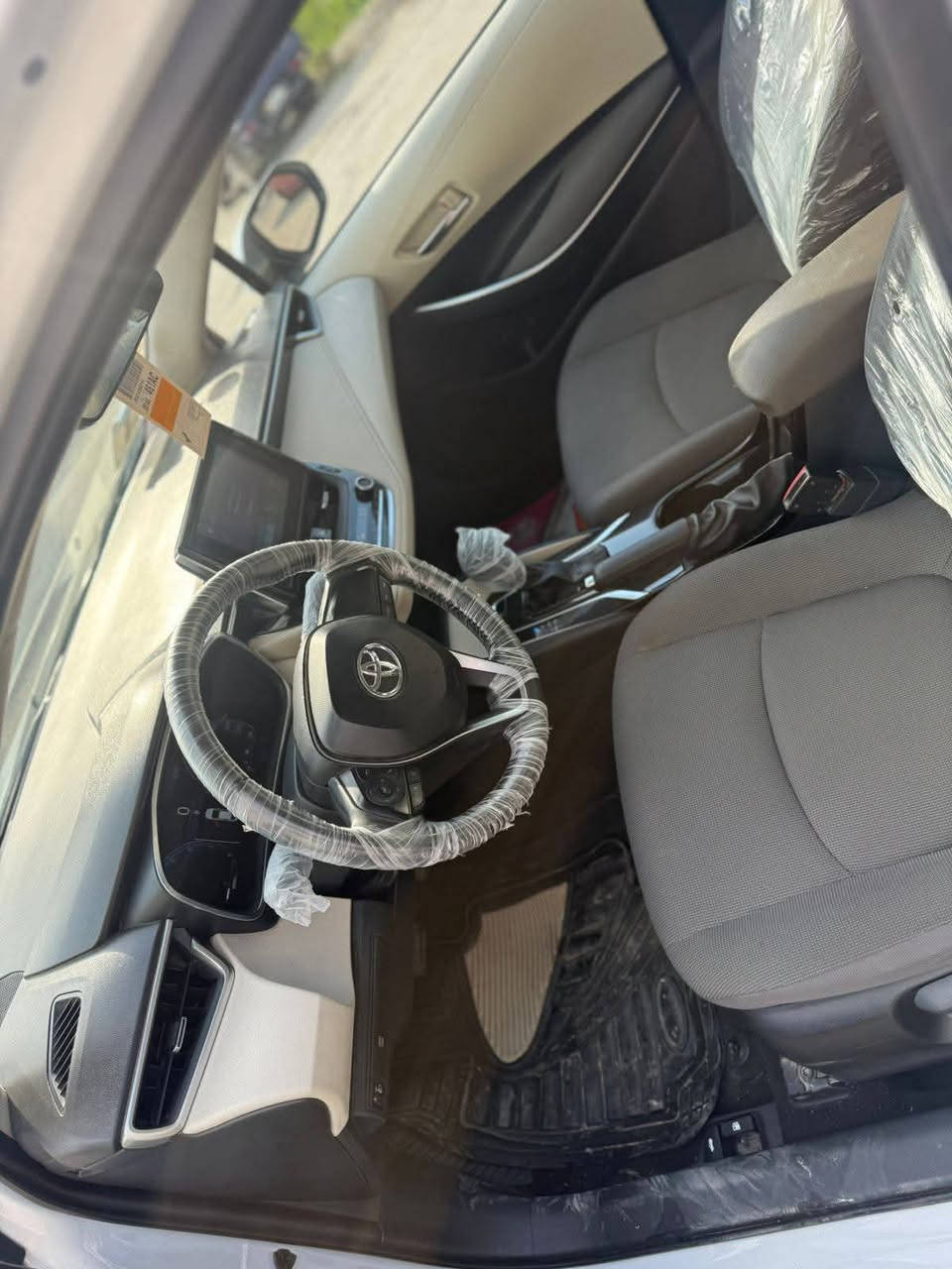 كورلا موديل 23 ساز بانزين. فول مواصفات سياره 
مكفول كفاله عامه. ماشيه شكد 57. جاهزه من كل نواحي بل عافيه ياخذها سياره. العنوان بغداد بلديات نتصل وتدلل 
صاحب رقم سياره 
***********.
