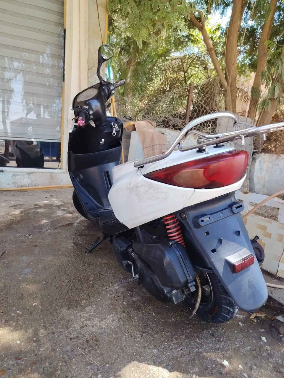 السلام عليكم شباب دراجه للبيع مثل ماواضحه بل صوره السعر 550المكان الفلوجه ***********
