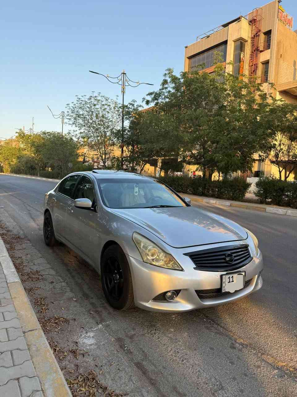 السلام عليكم
انفنتي G37x 2013 وارد امريكي
الرقم: بغداد الدولي الجديد بأسمي تحويل ثاني يوم
كير محرك دواخل مكفولات 
المواصفات: 
فتحة 
كشنات كهرباء 
كشنات جلد 
كشنات تدفئة 
تحكمات ستيرن 
3 بصمات 
حساسات 
رادارات
وباقي هواي موصفات بيها 

 
الصبغ :جاملغ خلفي وباب خلفي 
الموقع:ديالى بعقوبة 
للاستفسار:***********
