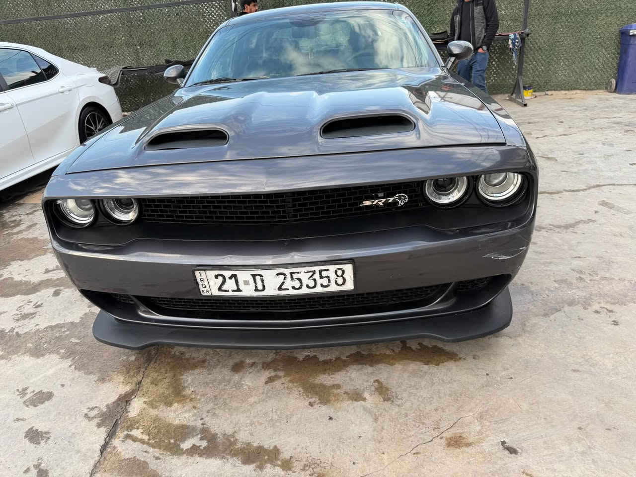 جالنجر ٢٠١٦ SXT PLUS
جالنجر موديل ٢٠١٦
فووول مواصفات 
فتحة
كشنات تدفئة تبريد 
مرايات تعتيم و تدفئة
غرفة جلد حضن
شاشه كبيره كاربلي
سماعات الباين 
سستم اكزوزست ريمونت 
محرك ٦ 
ماشيه ١١٥
بيها بارد صغير بالجاملغ الخلفي من امريكا
بالعراق بيها جاملغ ايسر و بنيد 
مكانها بغداد
السعر ١٣٨ و بيها مجال
***********
