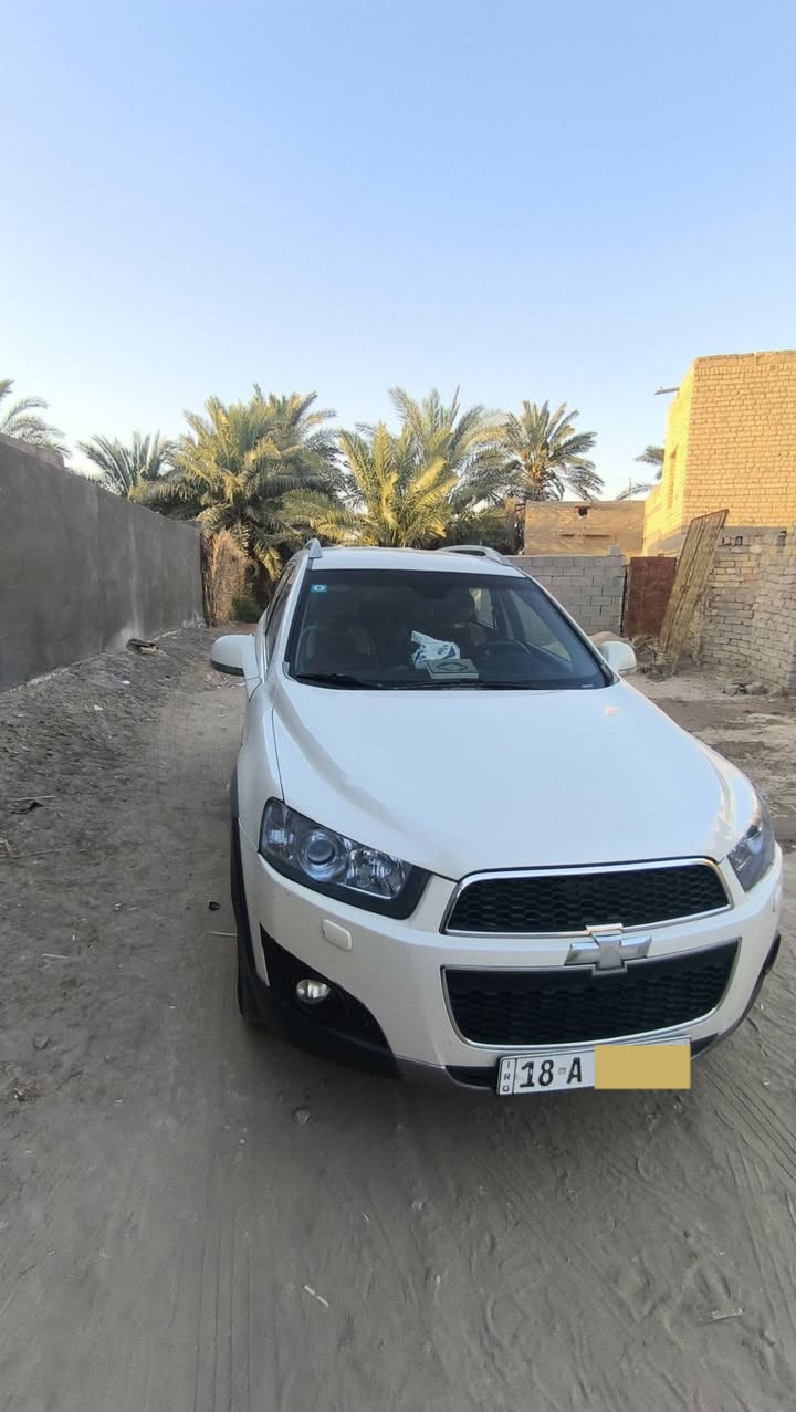 كاتيفيا مديل 11 المرغوب 
 كفاله عامه ما عدا دحجة بسيطه بالخلف محددها بالصوره مكينه اربعة سلندر 2400 كير سته نمر فور ويل 
تخم تاير حدادية جديدة خلفي وامامي تبريد على السويچ سبعة راكب 
شاشة كامرة خلفية 
هزه ما ساقطة مداور ثاني يوم وبأسمي السيارة 
سنوية ل 31 
السعر 110
تصلح مراوس حسب القناعة

***********
