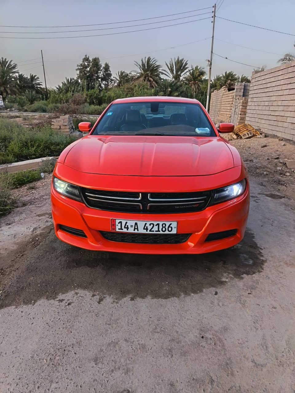 سلام عليكم جارجر موديل 20 اصل
تخم تاير تبريد منضومه جديده ثلج 
مكينه كير جدد دواخل جدد سياره كفاله اي قطعه 
مابيها تبديل صبغ فقط تكسي 
بيها هواي موصفات حلووه
باسمنا تحويل ثاني يوم 
مكانها لبصره القرنه 
ب 180 وبيها مجال قليل 
***********
