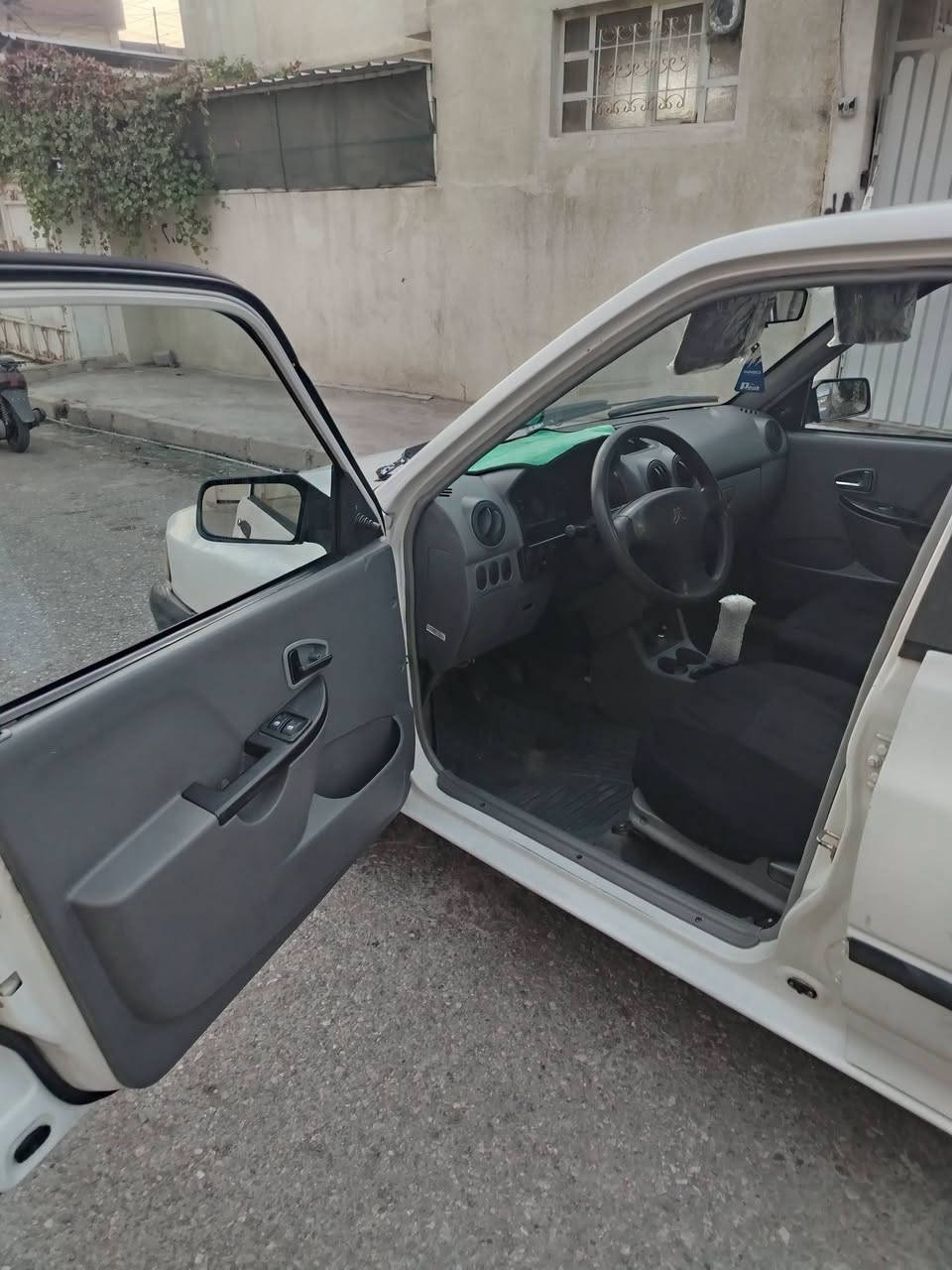 سيبابيه ١٢ • موديل ٢٠٠٧ • مكينة و كير نضيف