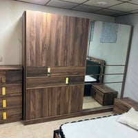 غرفة للبيع نضافه جيدا   السعر بدون الدوشك ٢٥٠   مع الدوشك ب ٣٥٠ بدون ع...