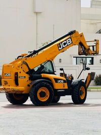 JCB ١٧متر • ٢٠٠٦ • گير محرك مفتوح