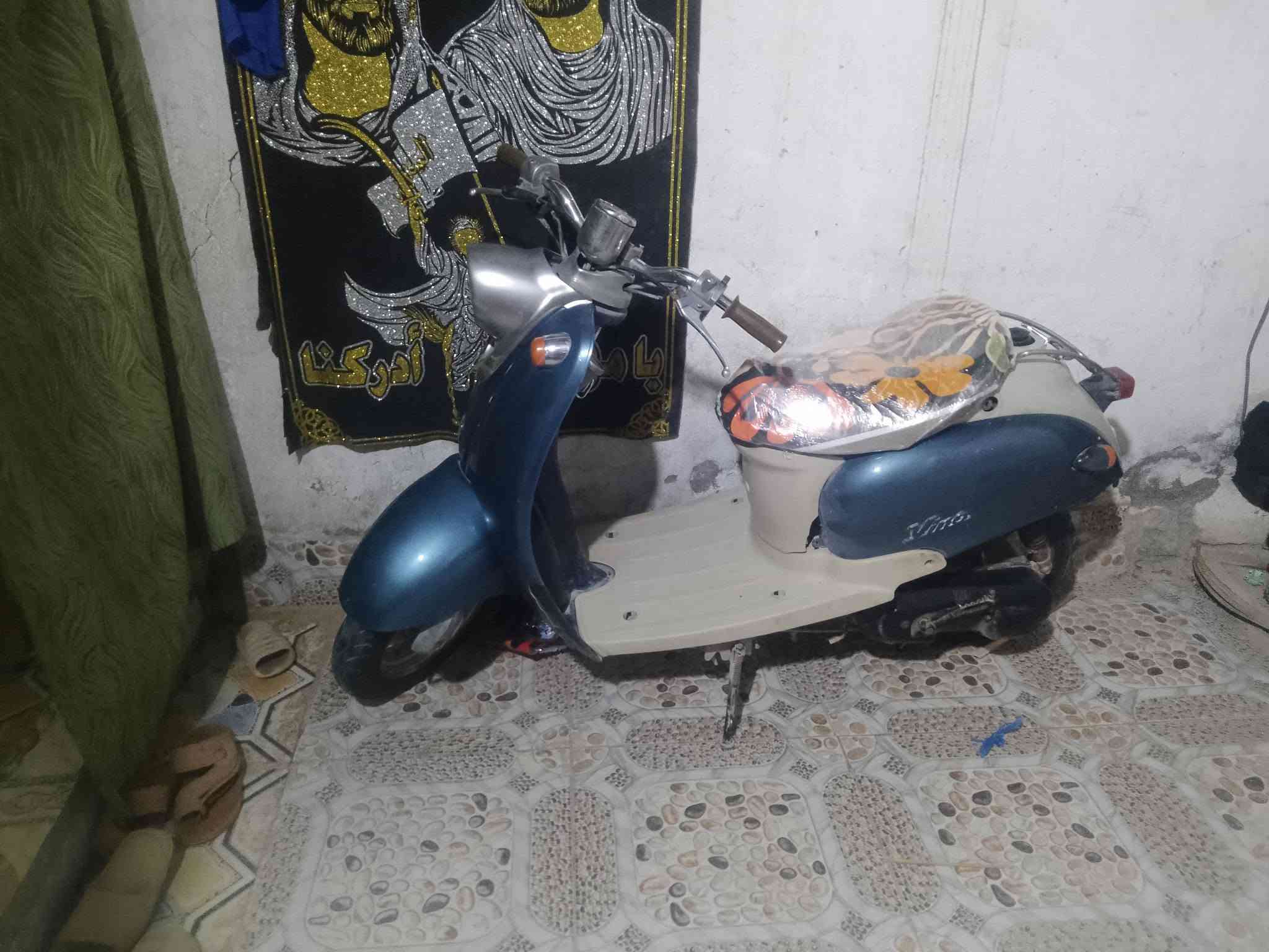 سلام عليكم مصريه للبيع شغاله سلف هندرلايت بك لايت قفل جنطه تايرات جدد مكينه ناعمه شلعه ومعدل دراجه كل نقص مابيه ماعده الباتري لسلف سعره 175 بيه مجال مكاني ناصريه مركز حي الزهرا يم علوت السمج شراي اتصل وخادمك *********** كفره اصلي الدراجه احلامن الصور
