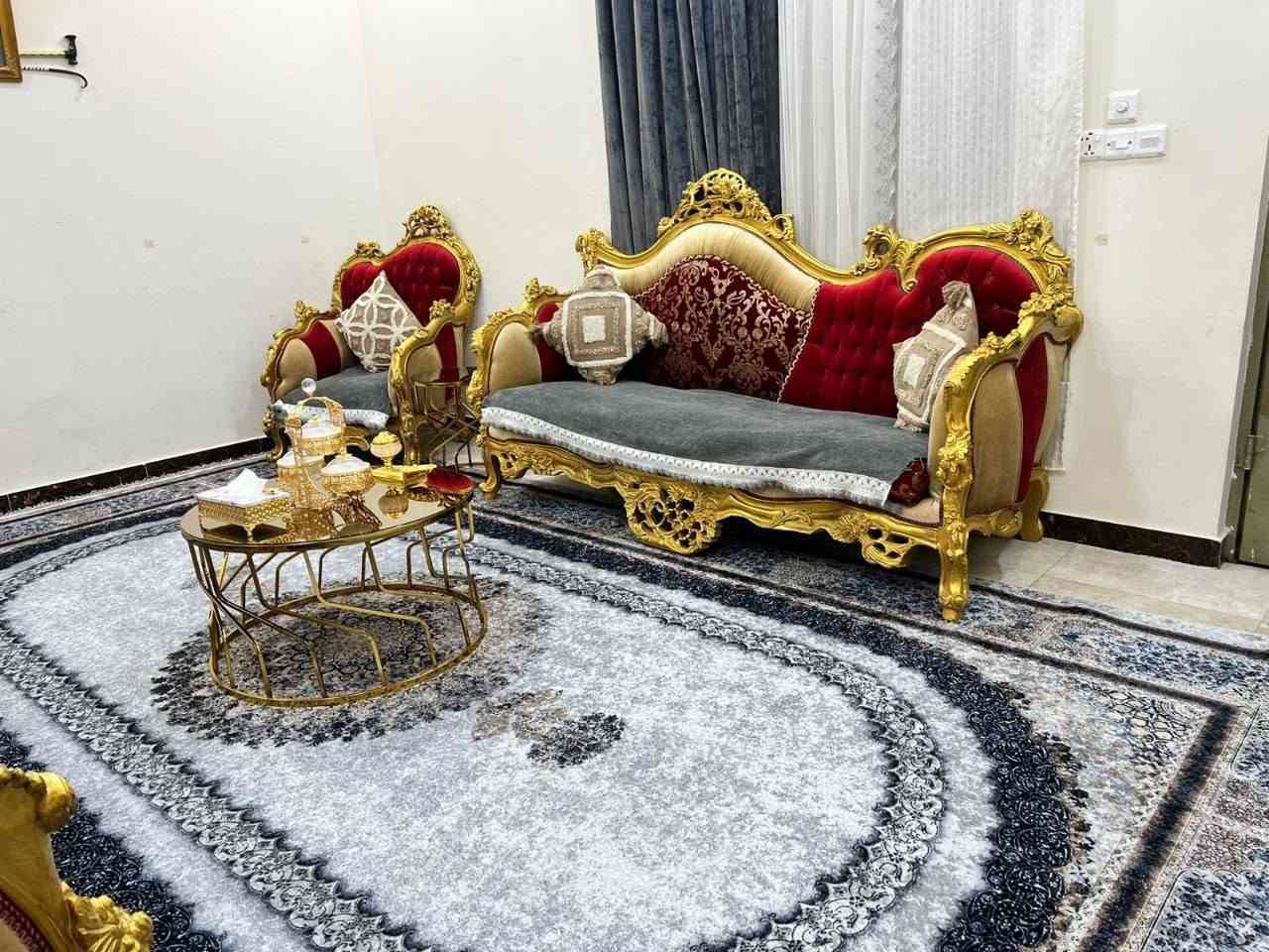 سلام عليكم من رخصت لكروب طخم قنفات مصري لبيع قنفات ثنين كبار وكراسي ثنين واحد من كراسي كسر بي بسيط العنوان الجمعيات ***********
