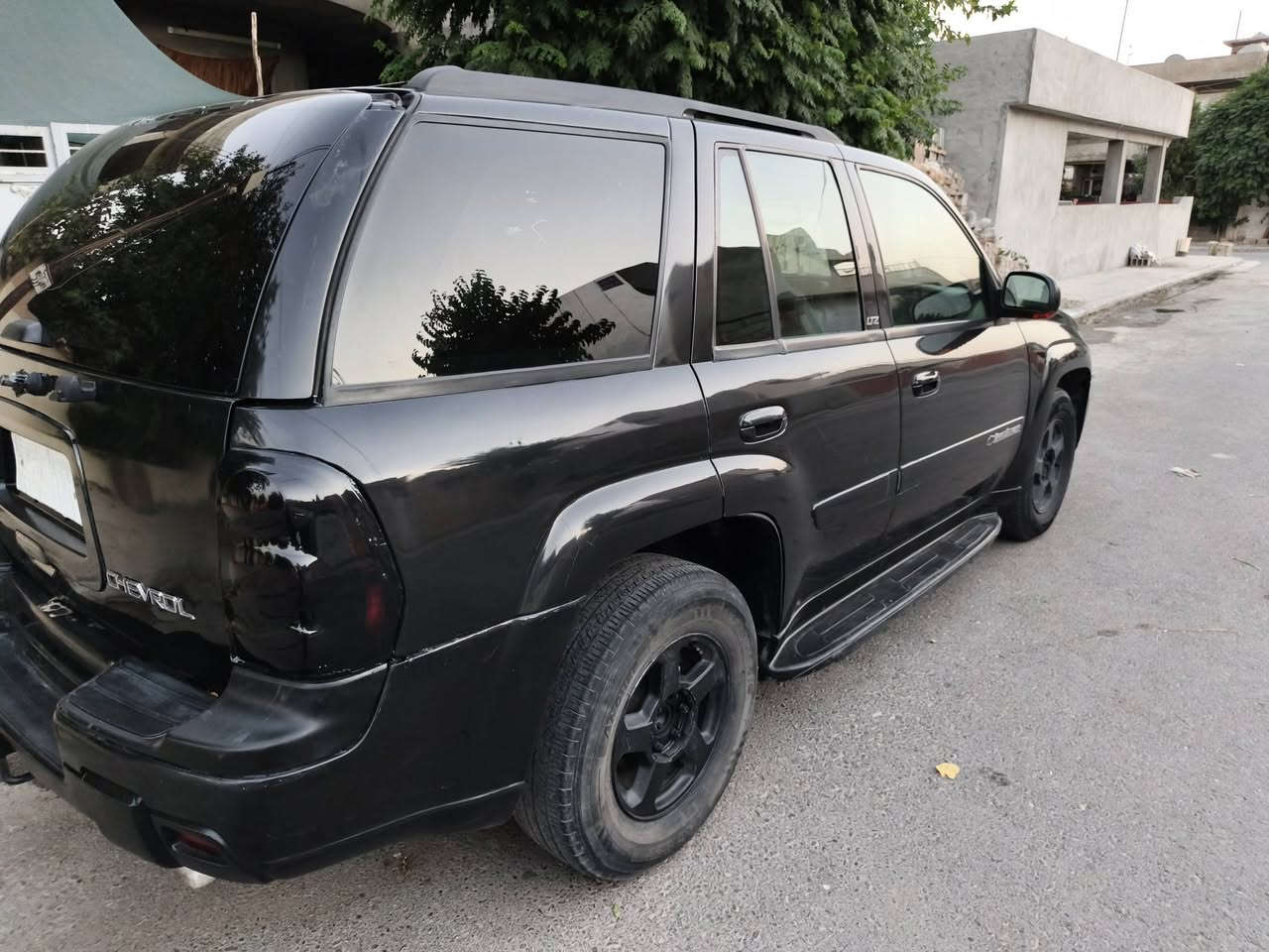 بوفروشتن يان گورينه وه بلايزه عموديل 2004 ئارم پلاسيكى سليمانى بيده عم بيليدران ره نگ ره شى قه تران سيسته مى غازى ئيتالى له سه ره بيكيشه يه سه ياره كه لوكه مالى دوسته سعرى فروشتن 50 گه لا ***********
