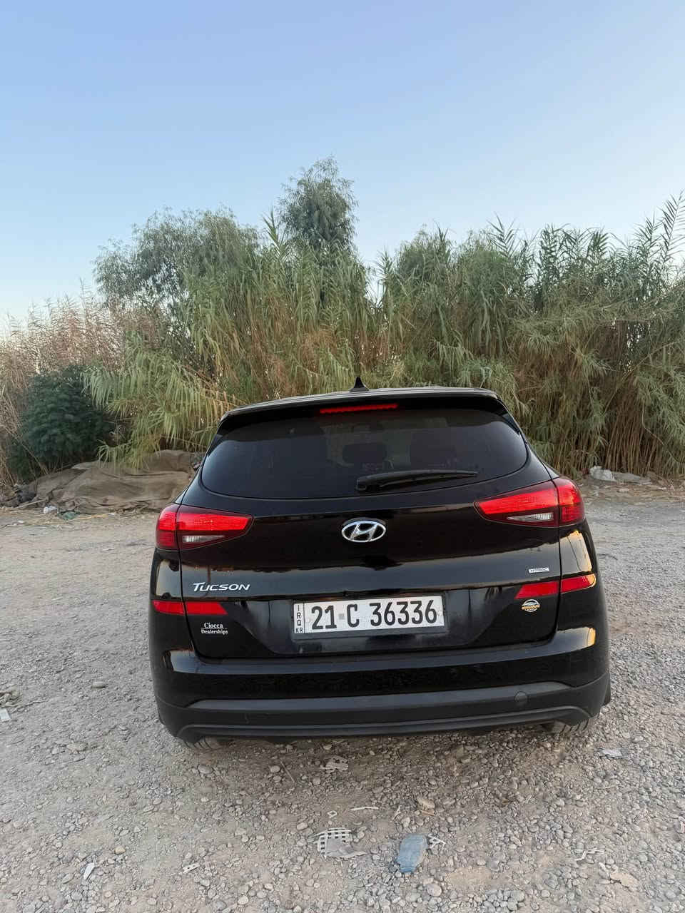 تۆکسۆن ٢٠١٩ ئەمریکی 
سەیارەکە یەک چامرلغ و لەگەڵ بستێک سەر هیلالی سبوغە
لەگەڵ یەک شوێنی بچووک تەعدیلە
پێش و پشتی کەپسە بێ ئێڕباگ بێ داخیلی
گێڕ و مەکینە و کارەباییات هەمووی بەشەرت
سەیارەکە دەبل ئەکسل و ڕادارە 
٩٦ مایل ڕۆیشتووە 
سعری ١٣٧ وەرەقە و مەجالەکی کەم 
*********** أربيل, العراق
