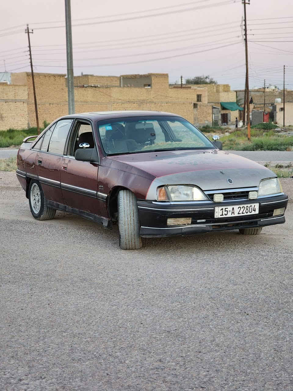السلام عليكم اوبل اوميكا موديل 92 رقم انبار دولي سنويه لل 30 ياله تنتهي مشروع وطني السياره جاهزه وحلوه مكينه وكير خير من الله تجي وتفحص وتشوف لان ما اعرف بيهن يرادلها ترتيب بسيط صدرها امام خلفي خير من الله جدد  تايرات جدد داخلها حلو نضيف بيها لايت زنون وبيها نشره داخليها ومتغيره الألوان  السياره جاهزه للشارع كبل  شرط التحويل السعر 28 وبيه مجال  المكان بغداد سبع البور رقم ***********
