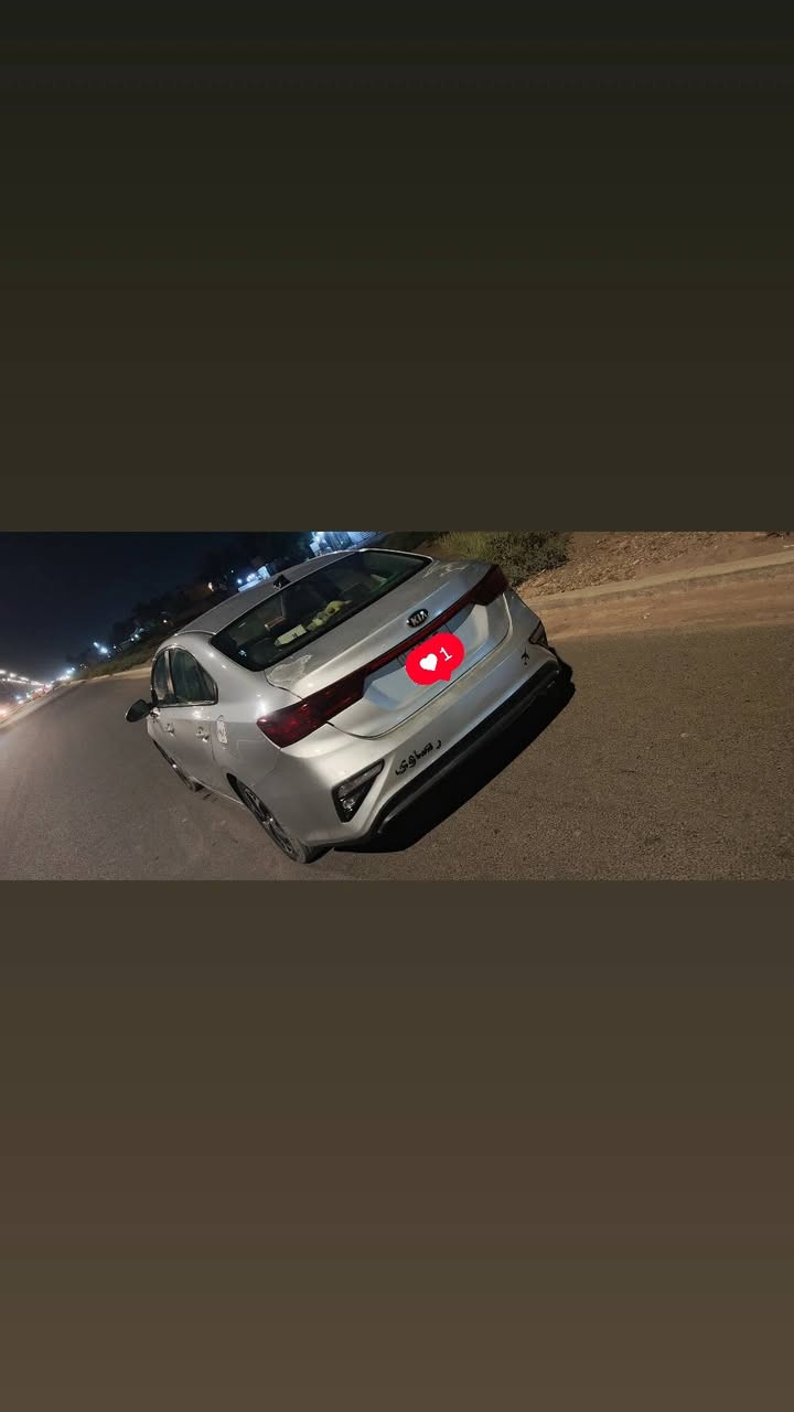 للبيع فورتي موديل 19 سياره وارد امريكي مكفوله سياره ضربتها بصندوك ومرجعي بارد البلادي سياره خير من الله كيرها AT سعر 130 وبيها مجال مكان بغداد رقم ***********
