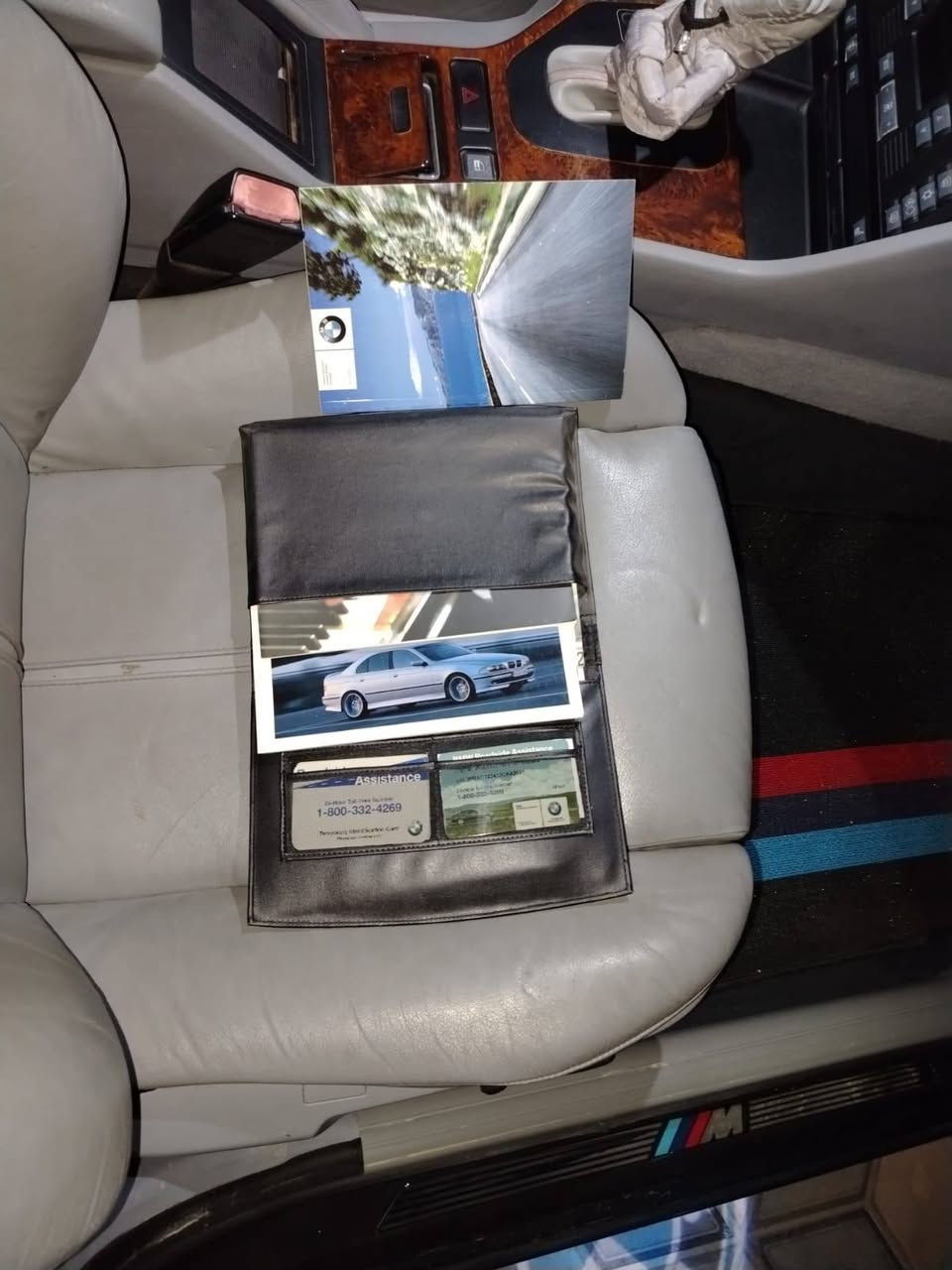 السلام عليكم حبايب من رخصت الادمن عندي BMW E39 528I صقر موديل  2000اصل وفصل بغداد  السياره فول خنك السياره داخل خارج M... دبل جام ستلايت جام تليفون خمس بردات سيدي جنجر مرايه قلاب لايت عدسه كهرباء داينمك السياره مصبوغه جماليه السياره كير مكينه كهربائيات مكفوله يعني ياحبيبي (كامله والكمال الله) للاتصال *********** السعر 110 وبيه مجال للطيبين
