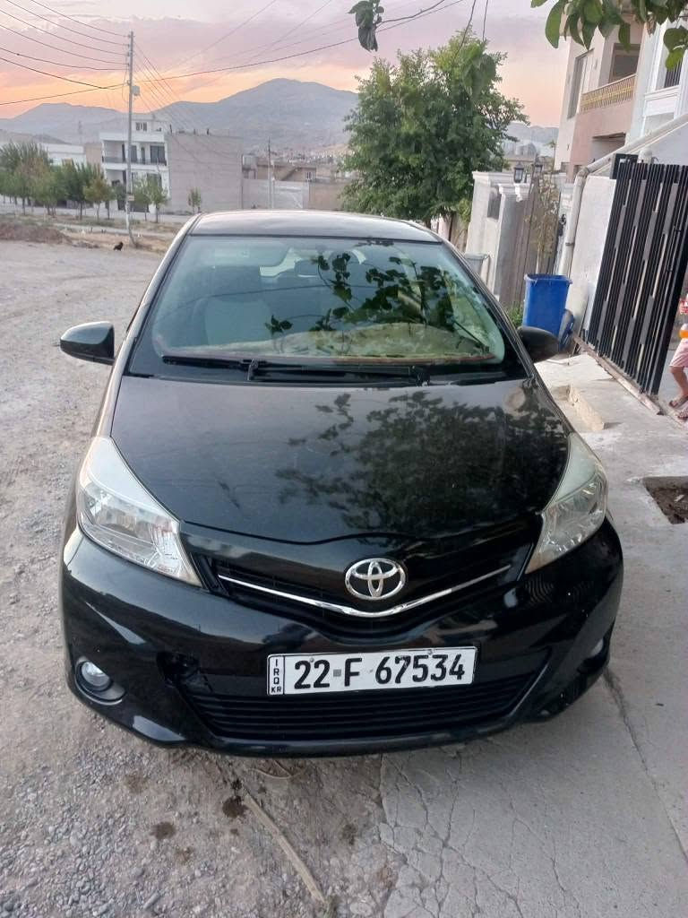 یارس 2018 گێڕتۆماتیک،گێڕ و مەکینەو تەحویل و غرامە بەشەرت.دووپارچەو نیو سبوغ بەقەد بستێک سەقف لای سایەق تەعدیلێکی زۆر خەفیف هەیەتی ڕەقم و سەنەوی نوێن سعر80 وەرەقە و مەجالێکی زۆر کەم.شوێن سۆران 
***********
*********** سوران, أربيل

نص مكتوب في الصور:
- ***********
- مۆدێل/2018 شوێن سۆران
