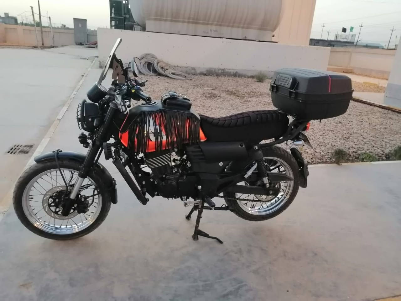 لايتي • ٢٠٢٢ • ٢٨٠٠٠