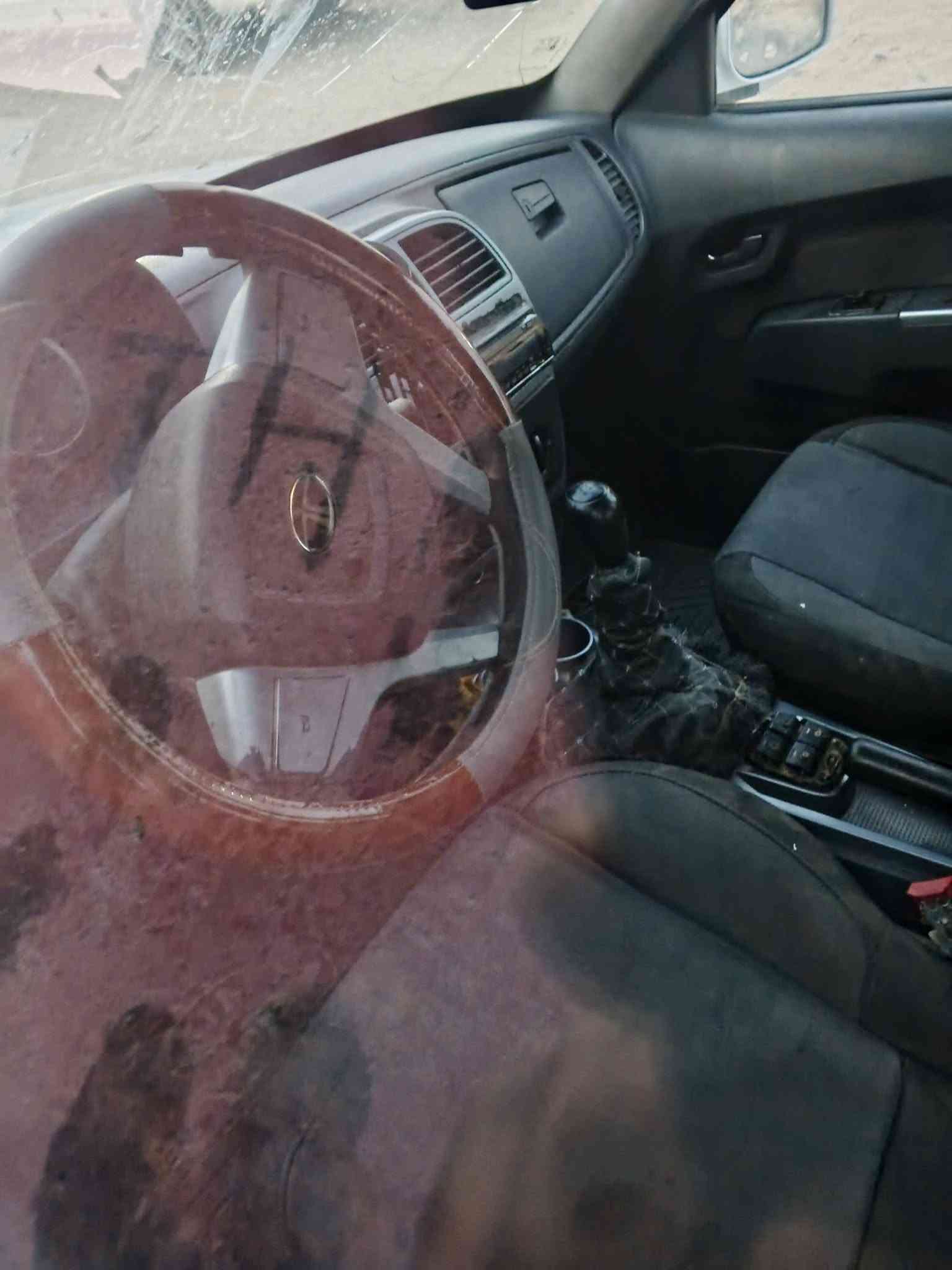 سلام عليكم سيارة بيكم البيع مديل 2103مكينة كاز مكان بصرة حيانية اول الاين ***********
