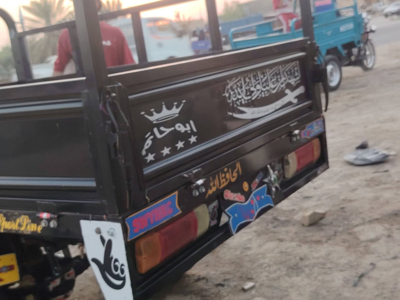 سلام عليكم وين اللي يدور مخزون موديل 20مخزونه على وضع البلاد مكينه 25الاصلي اوراق اصولي من جبرين شرط الدراجه ابيعك كفاله زلغ ما بيها على وضع البلاد مكاني ديوانيه الحمزه الشرقي ***********
