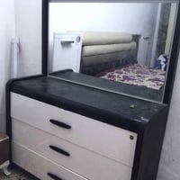 غرفة نوم • أثاث • للبيع