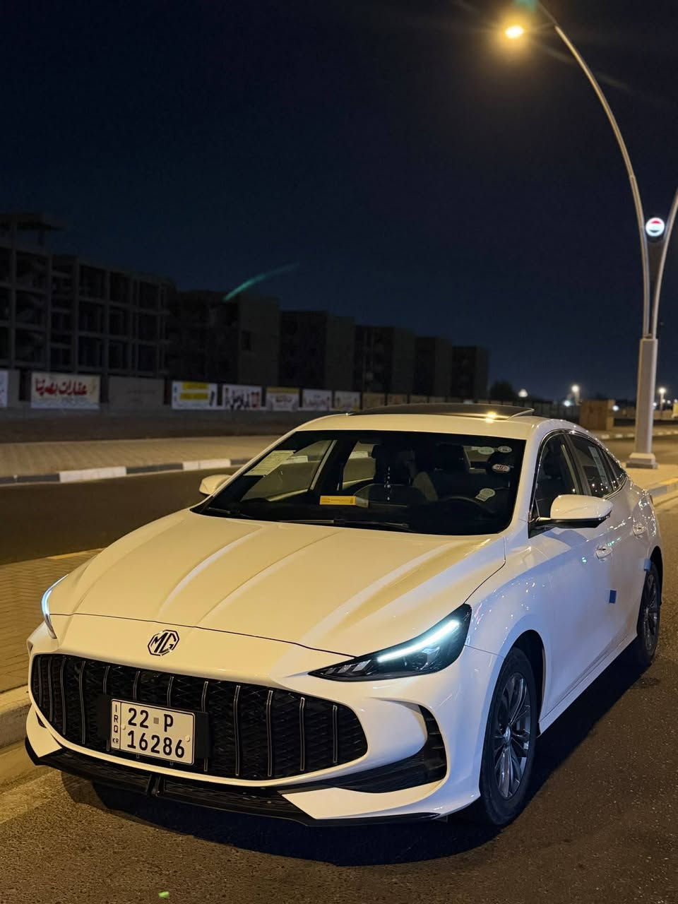 سلام عليكم امجي 5
سيارة.  MG GT5
ماشيه 26 الف 
بسم شركه وكاله تحويل 
مواصفات فول 
بدون صبغ كفاله عامه 
ابواب بصمة
تشغيل بصمة
مراية شفت + اشير بالمري
تبريد شرط ثلج + مركزي 
محرك + كير على وضع شركة
كراسي جلد فاخر 
لون سيارة ابيض ثلجي 
كاميرات محيطية 360 درجة
فتح سقف سلايد 
محرك 15.0 تنفس طبيعي 
فتح ابواب مركزي 
اضواء ابيض عدسة LED مع تحكم عالي + ناصي 
سيارة فول كماليات
الاتصال ***********
العنوان البصره المعقل
